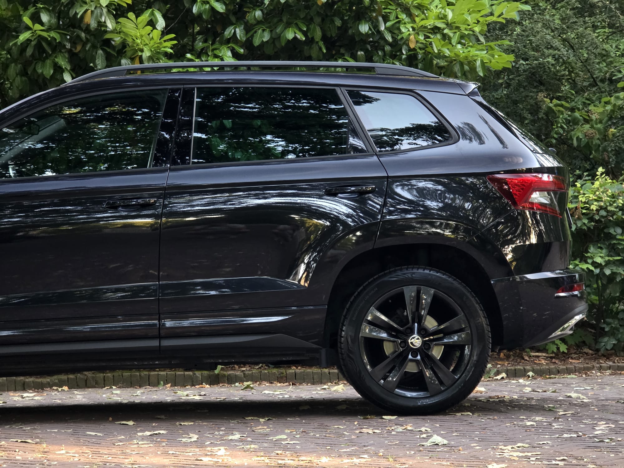 Disveld Automotive Skoda Karoq Sportline Zwart 12