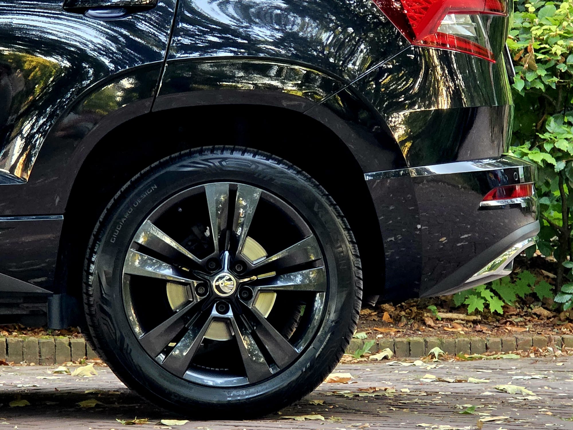 Disveld Automotive Skoda Karoq Sportline Zwart 14