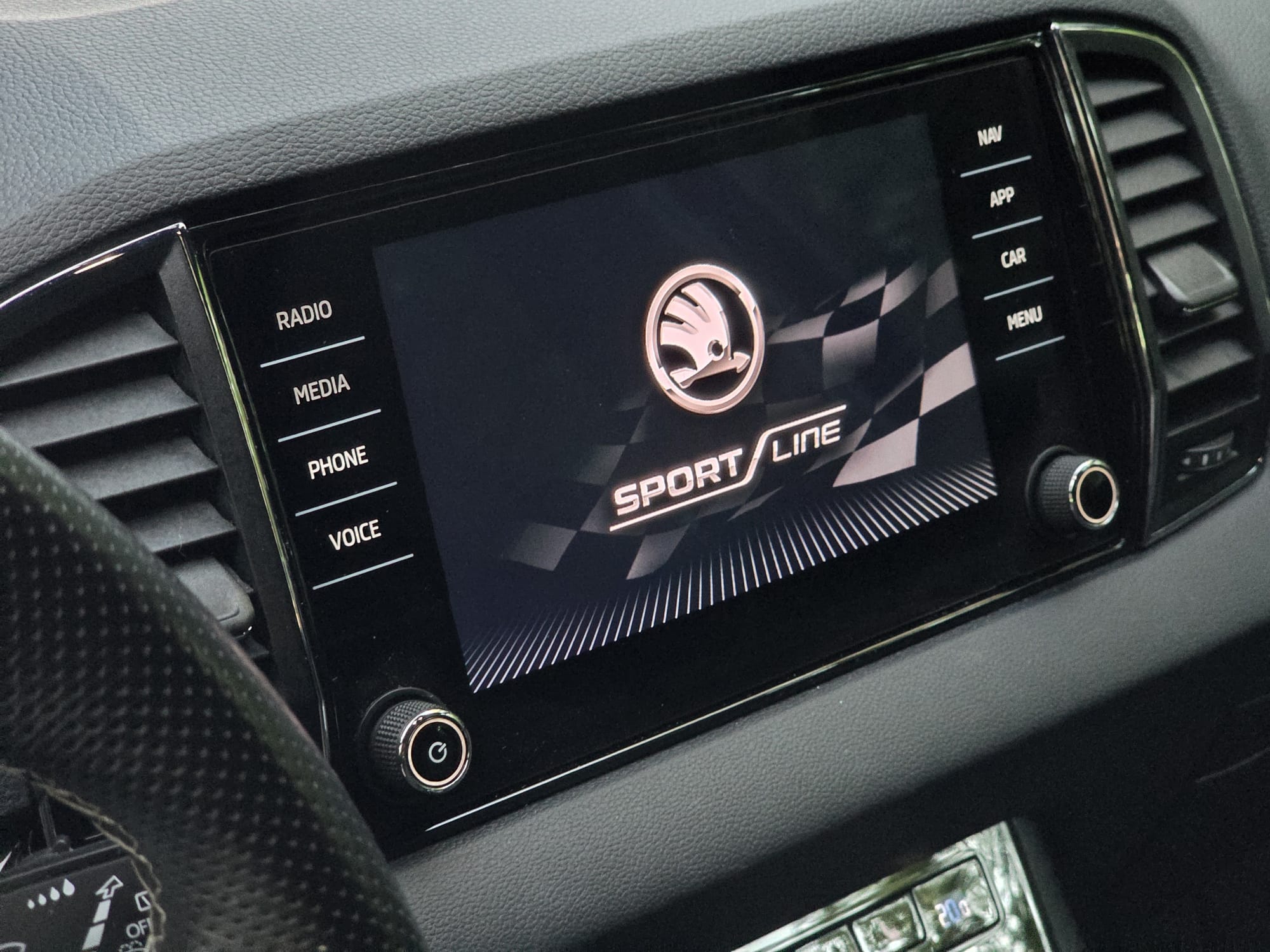Disveld Automotive Skoda Karoq Sportline Zwart 39.2
