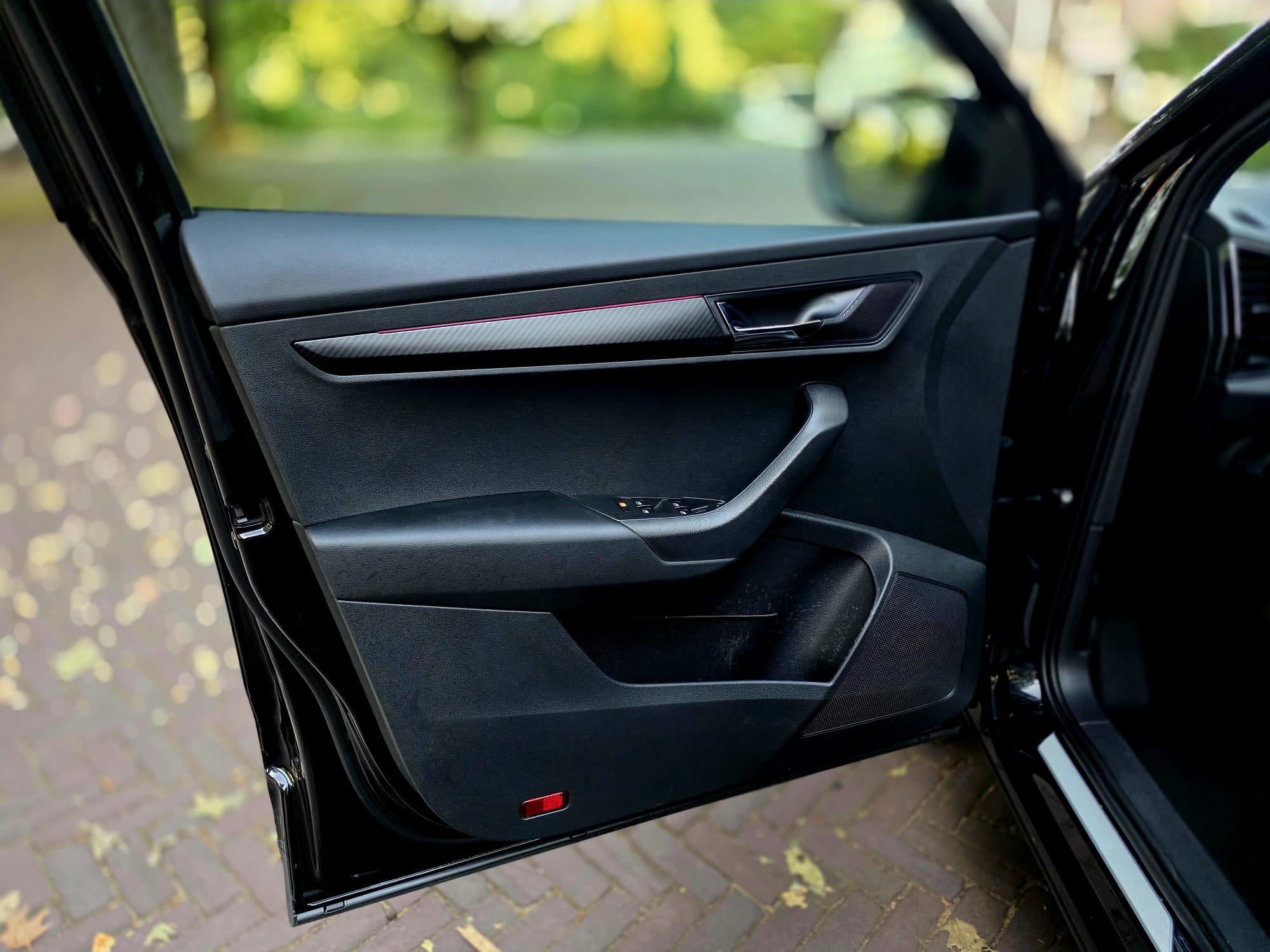 Disveld Automotive Skoda Karoq Sportline Zwart 39
